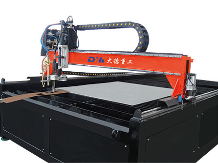 CNC2型臺式精密數(shù)控等離子切割機(jī)       